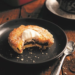 Traditional Bakewell Tray Bake